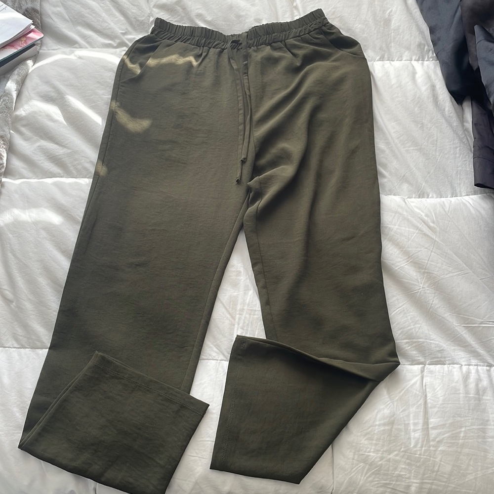 Cute green pants